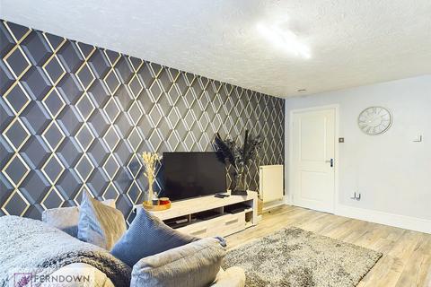 2 bedroom terraced house for sale, Radlow Crescent, Marston Green, Birmingham, West Midlands, B37