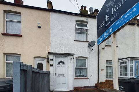 3 bedroom terraced house for sale, Lawrence Hill Road, Kent DA1