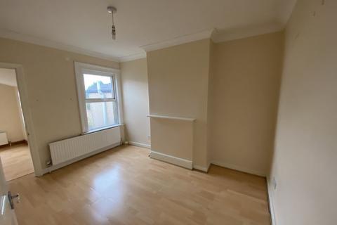 12 Lawrence Hill Road, Dartford, DA1 3AG