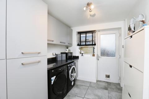 7 Hunters Close, Dinnington, Sheffield, S25 2TN