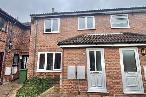 2 bedroom terraced house to rent, Ashleigh Court, Grimsby DN41