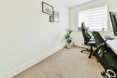 7 Braeburn Walk, Royston, SG8 5LY