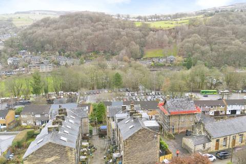 5 bedroom end of terrace house for sale, Mitchell Street, West Yorkshire HX7