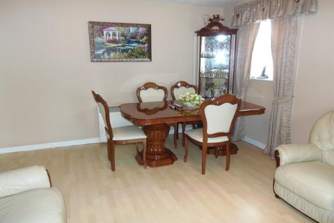 2 bedroom apartment to rent, Bluebell Way, Essex IG1