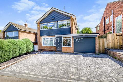 3 bedroom detached house to rent, Barnes Road, Darlington DL3