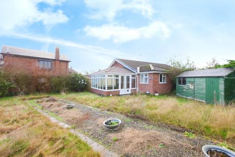 2 bedroom bungalow for sale, Wheatlands Close, York YO42