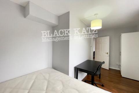 3 bedroom apartment to rent, SE17