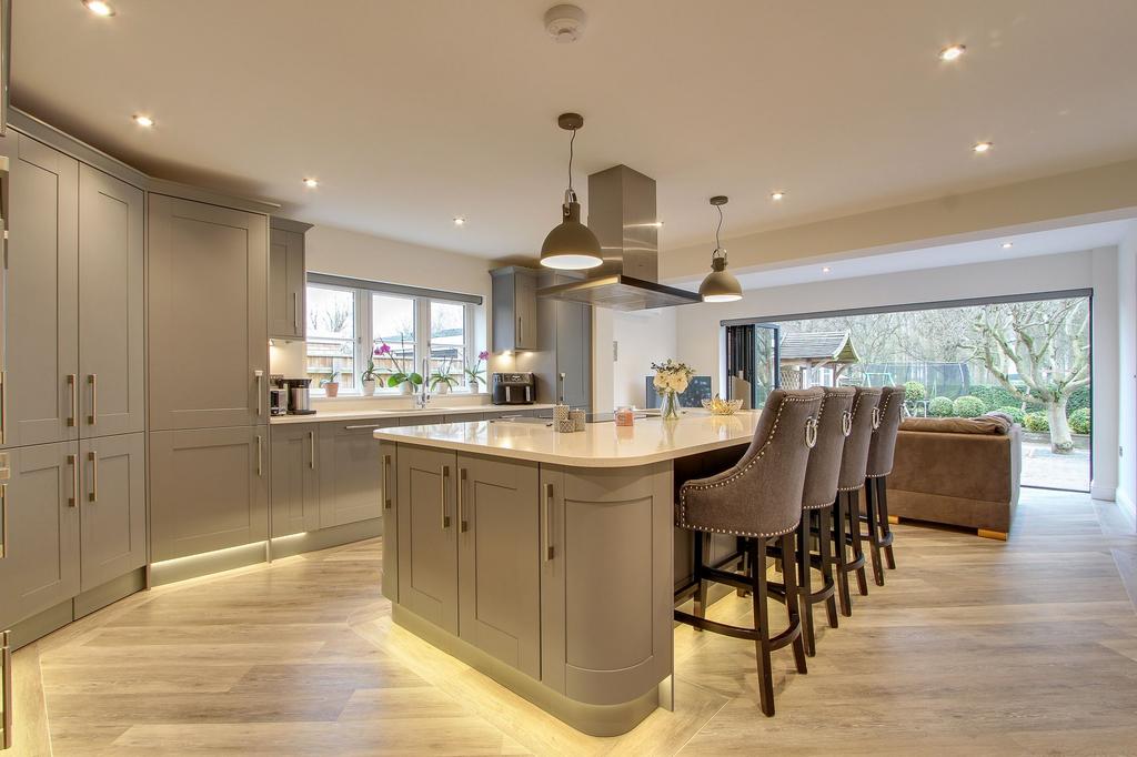 Kitchen/Family Room