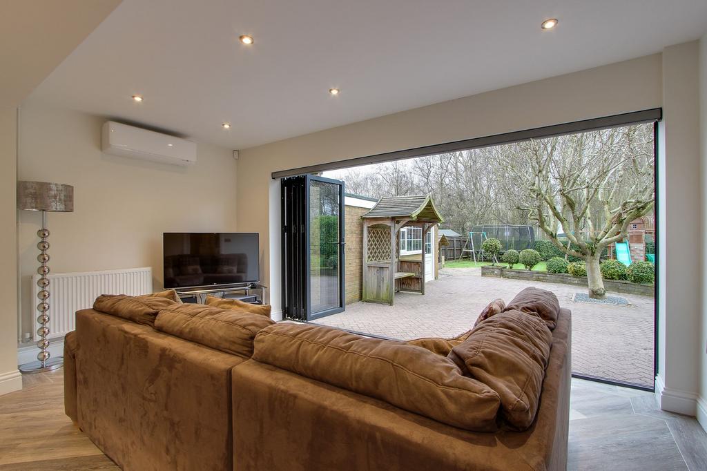 Kitchen/Family Room