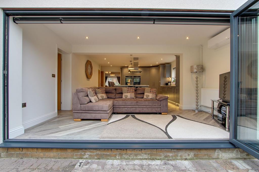 Kitchen/Family Room