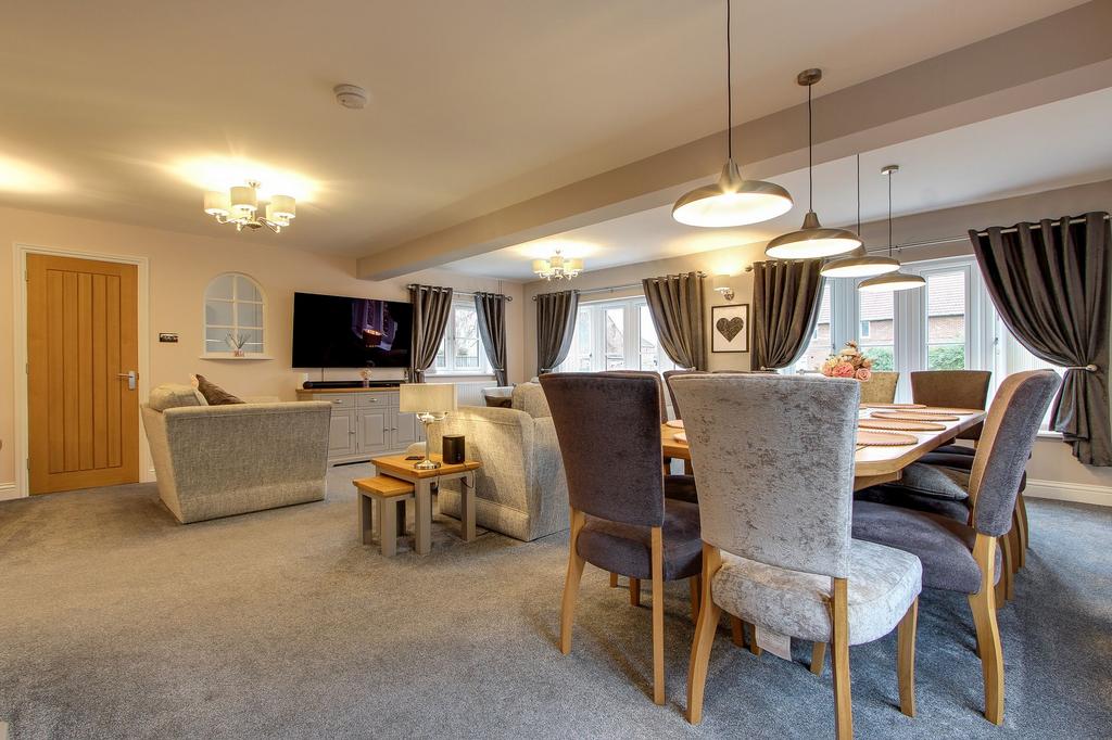 Lounge/Diner