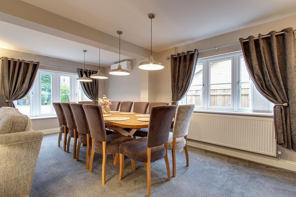 Lounge/Diner