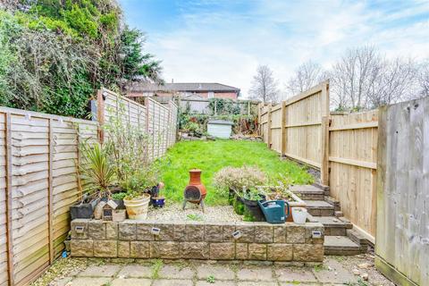 2 bedroom terraced house to rent, Kennington Close, Thornhill, Cardiff