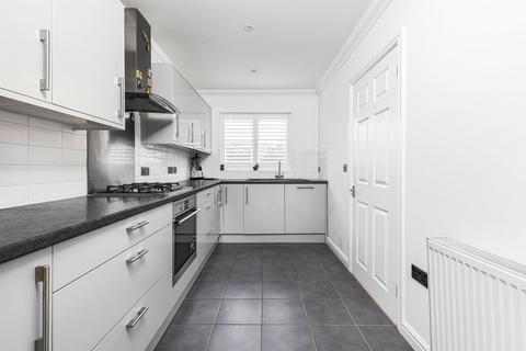 2 Bonham Close, Belvedere, DA17 5DZ