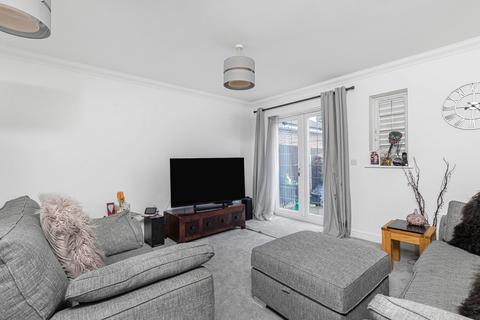 2 Bonham Close, Belvedere, DA17 5DZ