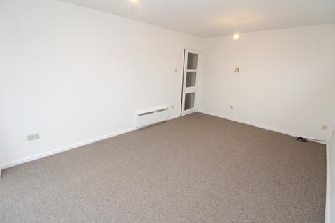 2 bedroom flat to rent, Nicholas Court, Burnt Ash Hill, Lee , SE12