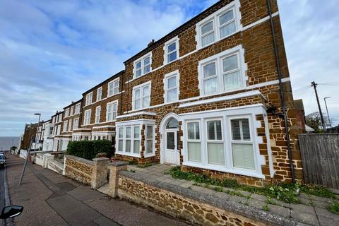 2 bedroom duplex to rent, Cliff Terrace, Hunstanton PE36