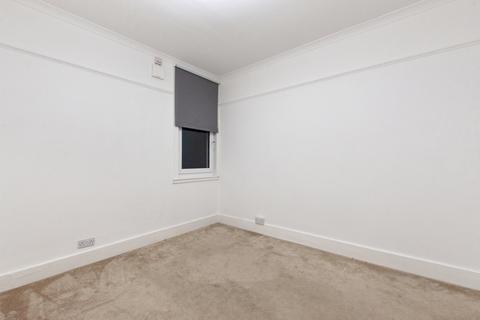 8 Clarence Crescent, Sidcup, DA14 4DF