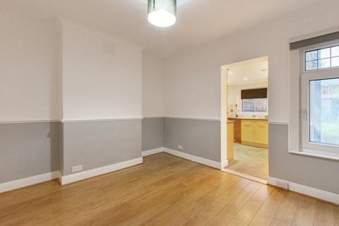 8 Clarence Crescent, Sidcup, DA14 4DF