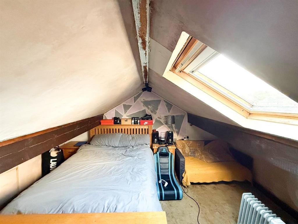 3 bed semi, Silsden