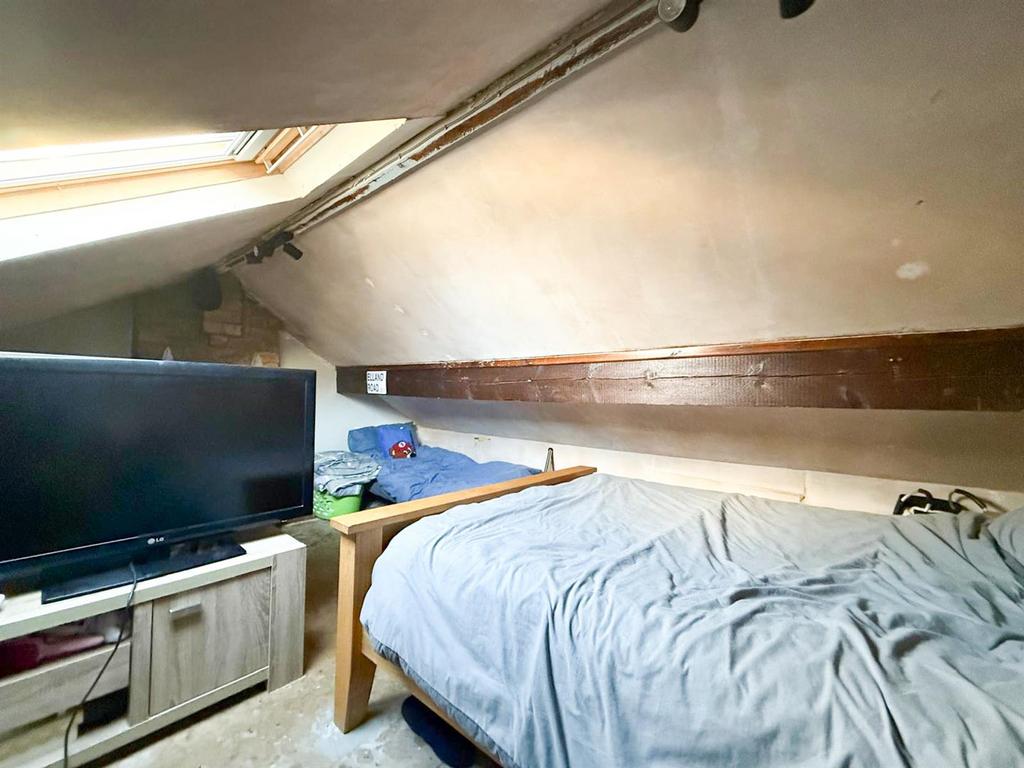 3 bed semi, Silsden