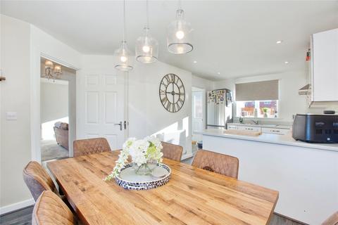 20 Collins Close, Langport, TA10 9FG