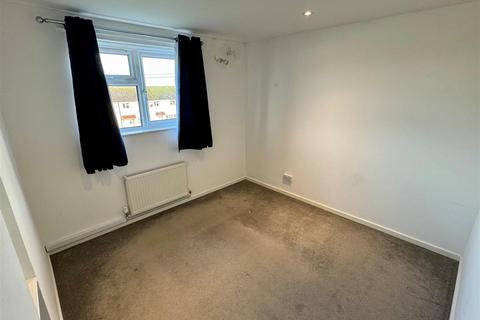 3 bedroom end of terrace house to rent, Calshot Close, Newquay TR7