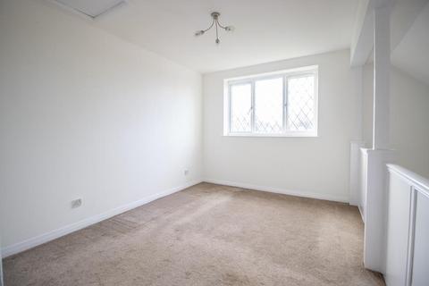 27 Midsummer Meadow, Shoeburyness, Southend-on-sea, SS3 8UU
