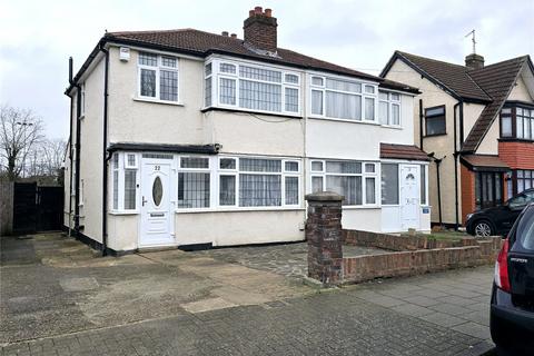 3 bedroom semi-detached house to rent, Aldridge Avenue, Stanmore HA7