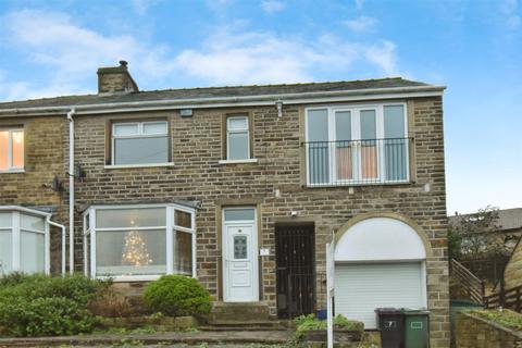 3 bedroom semi-detached house for sale, Deyne Road, Huddersfield HD4