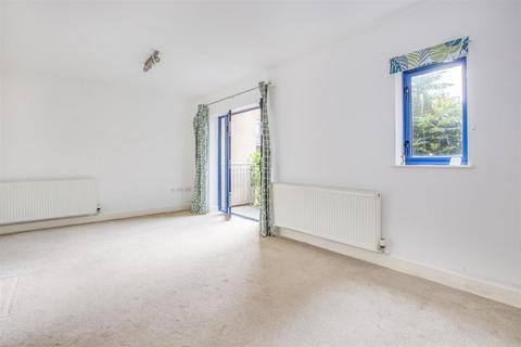 1 bedroom apartment for sale, Dovecot Road, High Wycombe HP13