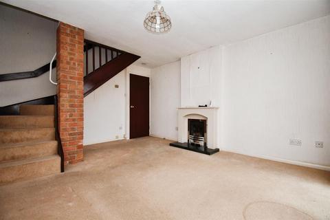 2 bedroom semi-detached house for sale, Plowden Road, Hull