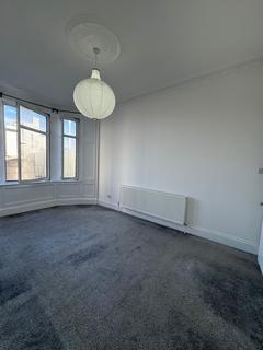 1 bedroom flat to rent, Ballater Street, Gorbals