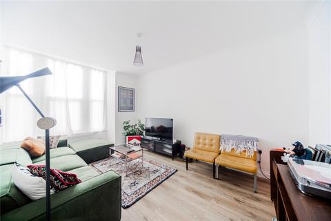 2 bedroom apartment for sale, Whittington Road, London,, N22