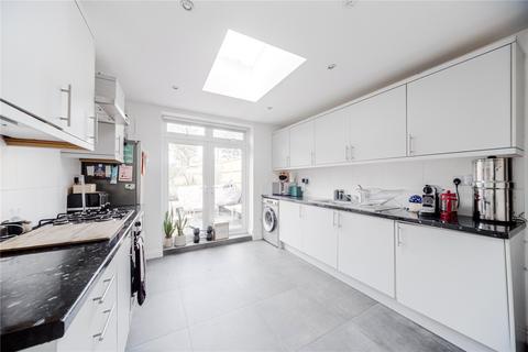 2 bedroom apartment for sale, Whittington Road, London,, N22