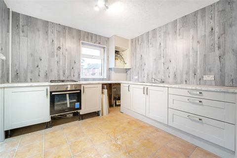 4 bedroom semi-detached house for sale, Brinns Lane, Hampshire GU17