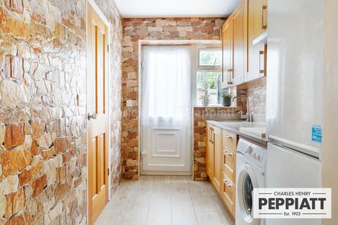 3 bedroom semi-detached house for sale, Petersfield Close, London N18