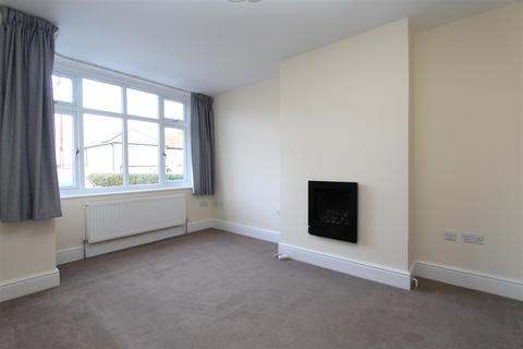 3 bedroom house to rent, Queens Road, Keynsham, Bristol