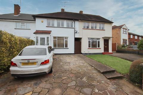 3 bedroom house for sale, Brook Road, Borehamwood