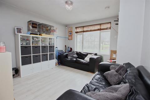 3 bedroom house for sale, Brook Road, Borehamwood