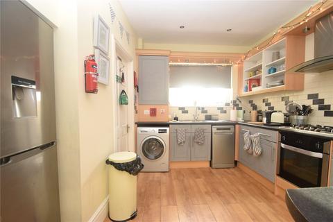 3 bedroom terraced house to rent, St. Marys Walk, Scarborough, North Yorkshire, YO11