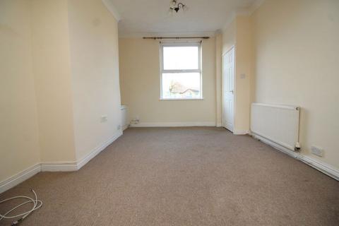 3 bedroom terraced house to rent, Wigan Lower Road, Standish Lower Ground