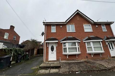 3 bedroom semi-detached house to rent, Edward Drive, Ashton-In-Makerfield