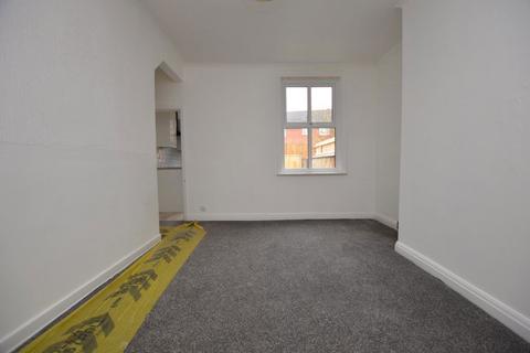 3 bedroom terraced house to rent, Preston Road, Standish