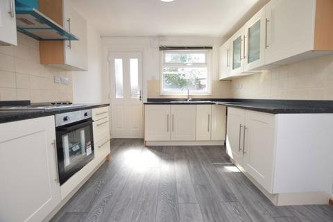 3 bedroom terraced house to rent, Spendmore Lane, Coppull