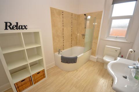 2 bedroom flat for sale, Salisbury Street, South Shields