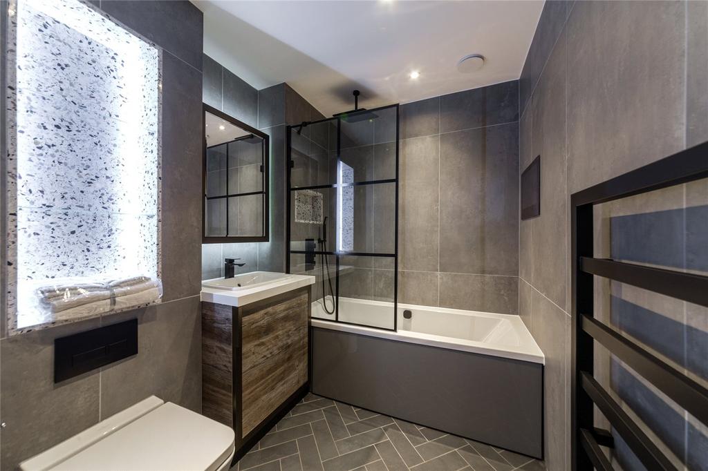 Large Bathroom