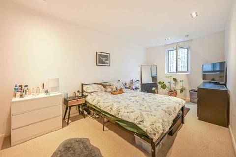 Limeharbour, Canary Wharf, London, E14