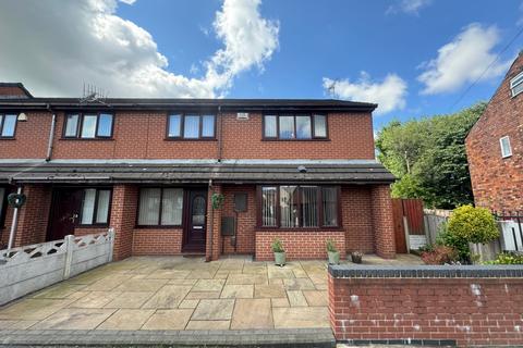 3 bedroom townhouse for sale, Algernon Street, Hindley, WN2