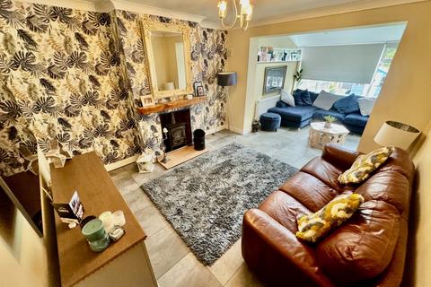 3 bedroom semi-detached house for sale, Atherton Road, Hindley Green, WN2